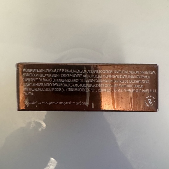 Danessa Myricks Beauty- Yummy Skin Blurring Balm Powder - Picture 10 of 11